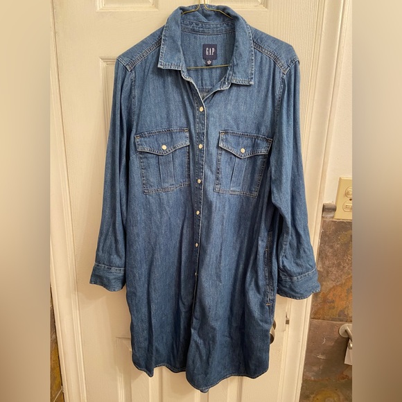 GAP Dresses & Skirts - Demin Shirt Dress